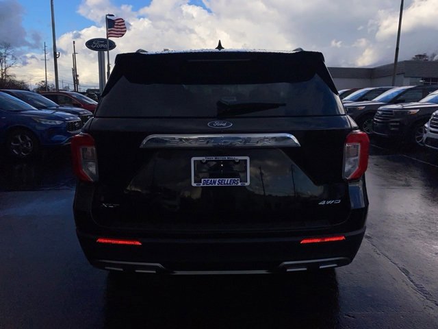 Certified 2023 Ford Explorer XLT w/ Equipment Group 202A image 4