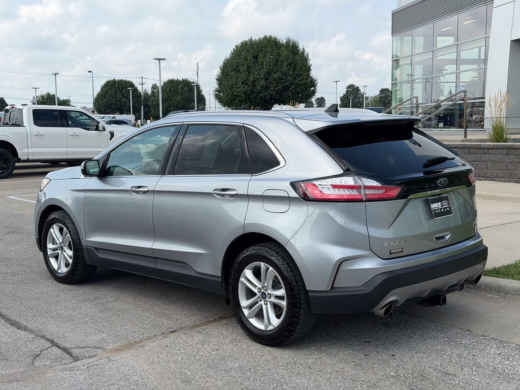 Certified 2020 Ford Edge SEL w/ Convenience Package AWD/4WD image 4