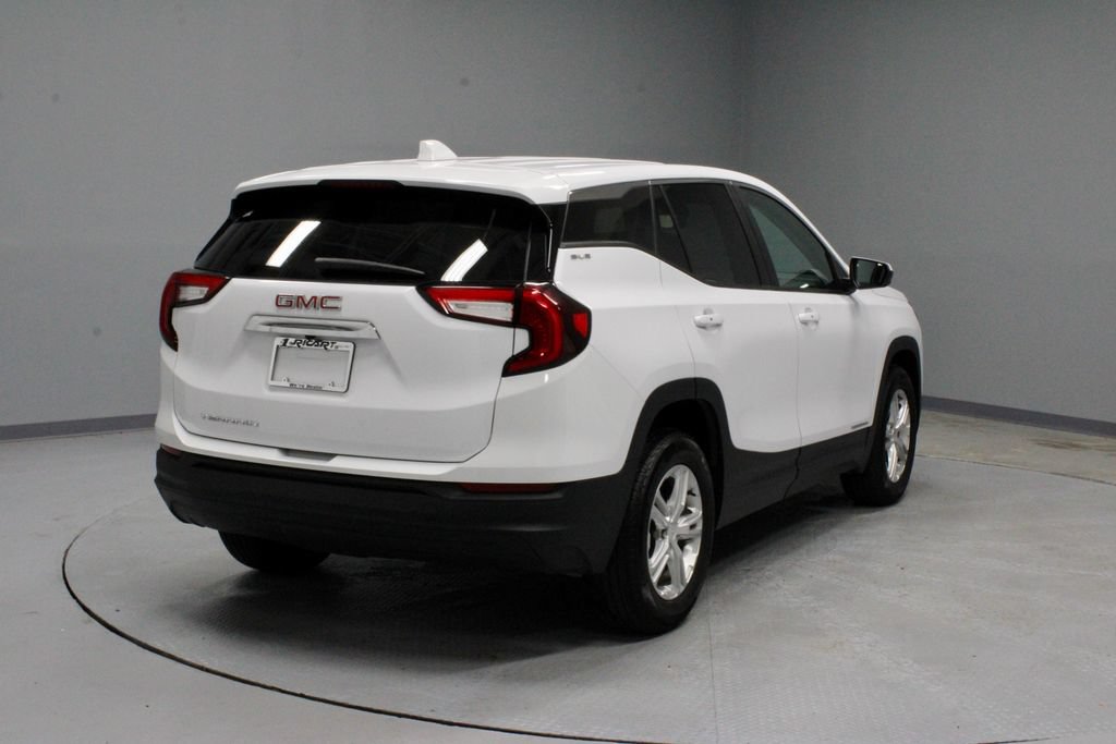 Used 2023 GMC Terrain SLE FWD image 10
