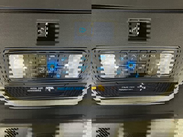 Certified 2022 Ford F150 XLT w/ Equipment Group 302A High image 32