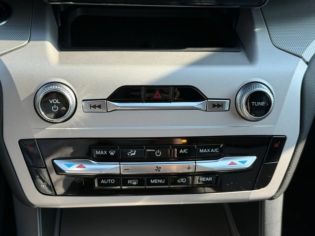 Certified 2023 Ford Explorer XLT w/ Equipment Group 202A AWD/4WD image 12