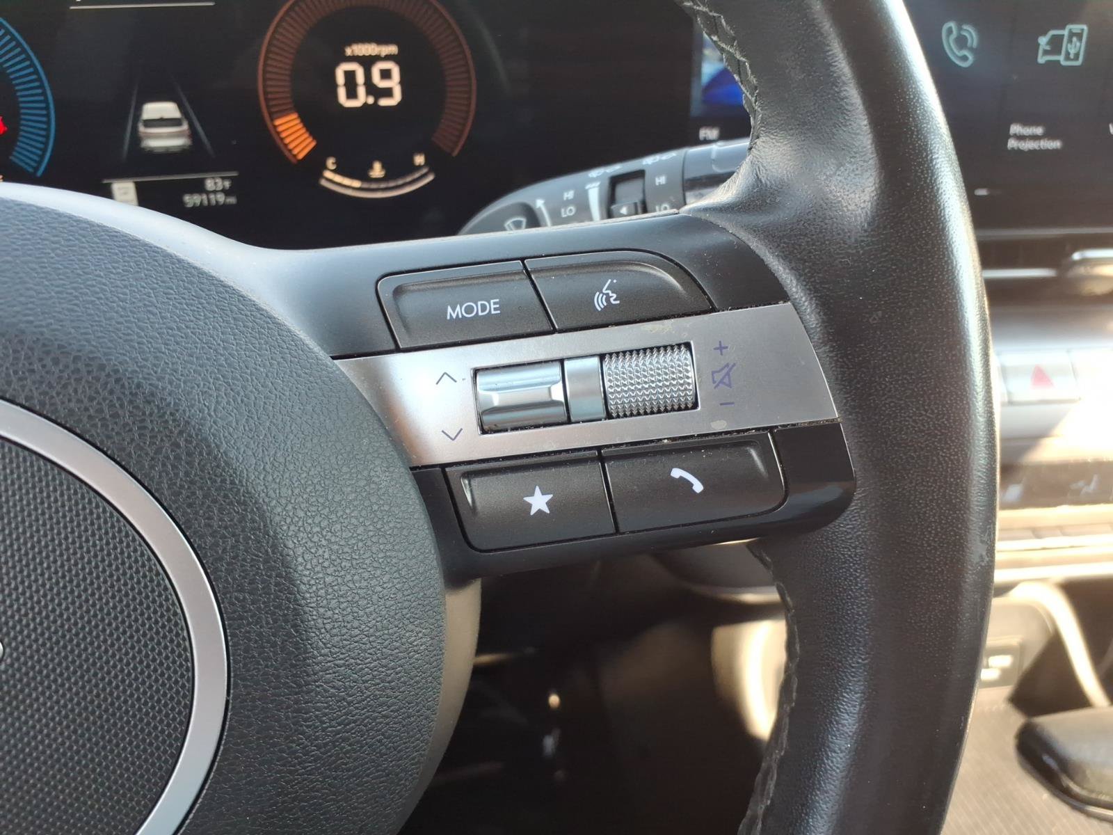 Used 2025 Hyundai Kona SEL AWD/4WD image 19