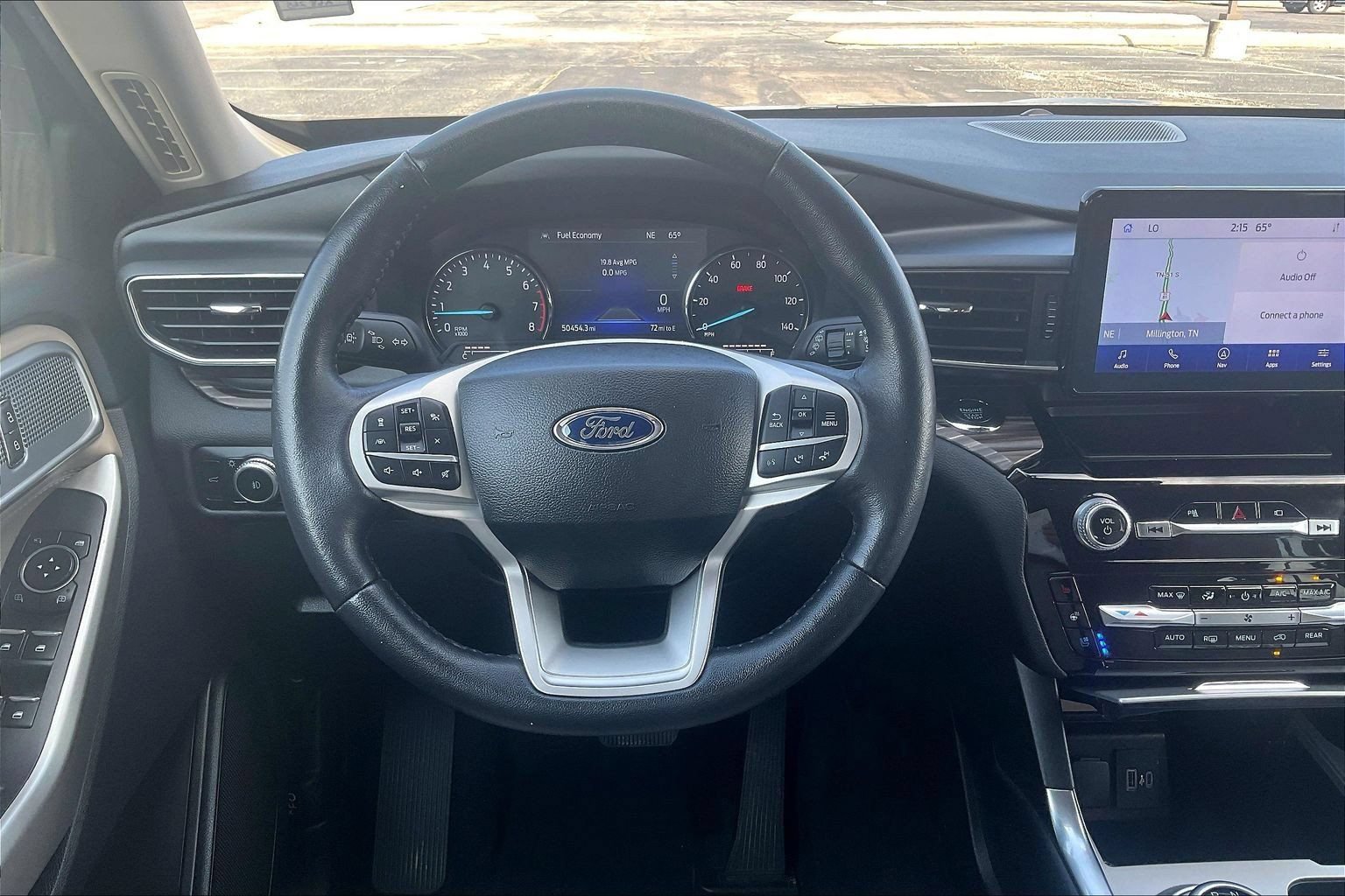 Certified 2023 Ford Explorer Limited AWD/4WD image 5