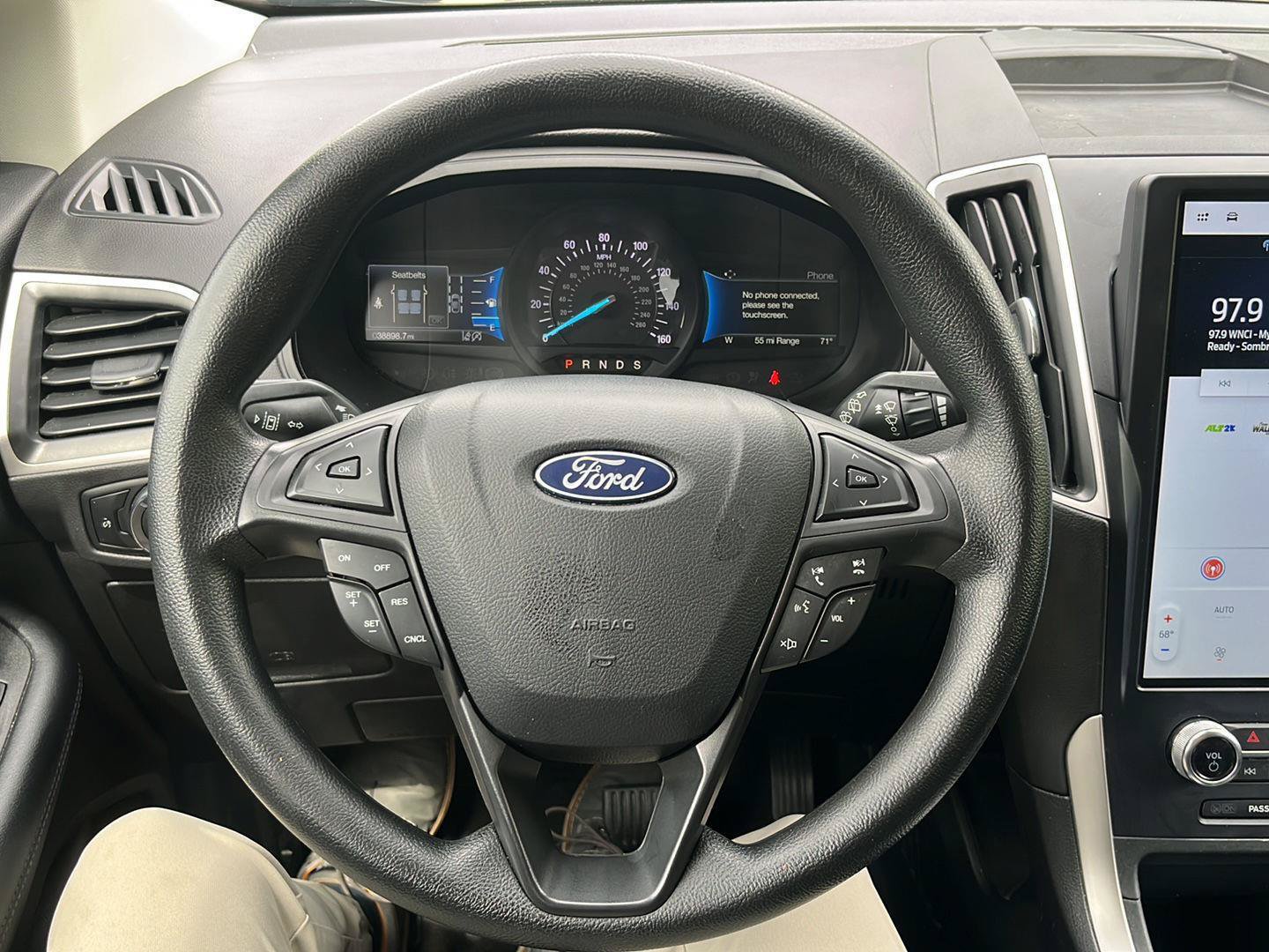 Certified 2024 Ford Edge SE w/ Black Appearance Package AWD/4WD image 17