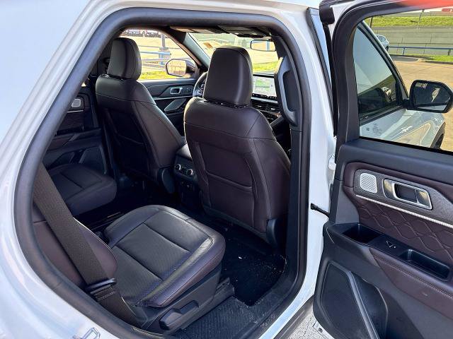 Certified 2025 Ford Explorer Platinum w/ Ultimate Package RWD image 13