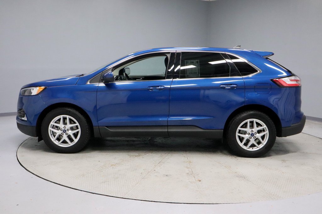 Certified 2022 Ford Edge SEL w/ Convenience Package image 8