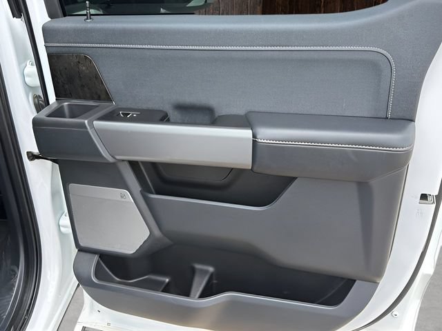 Certified 2025 Ford F350 Lariat AWD/4WD image 13