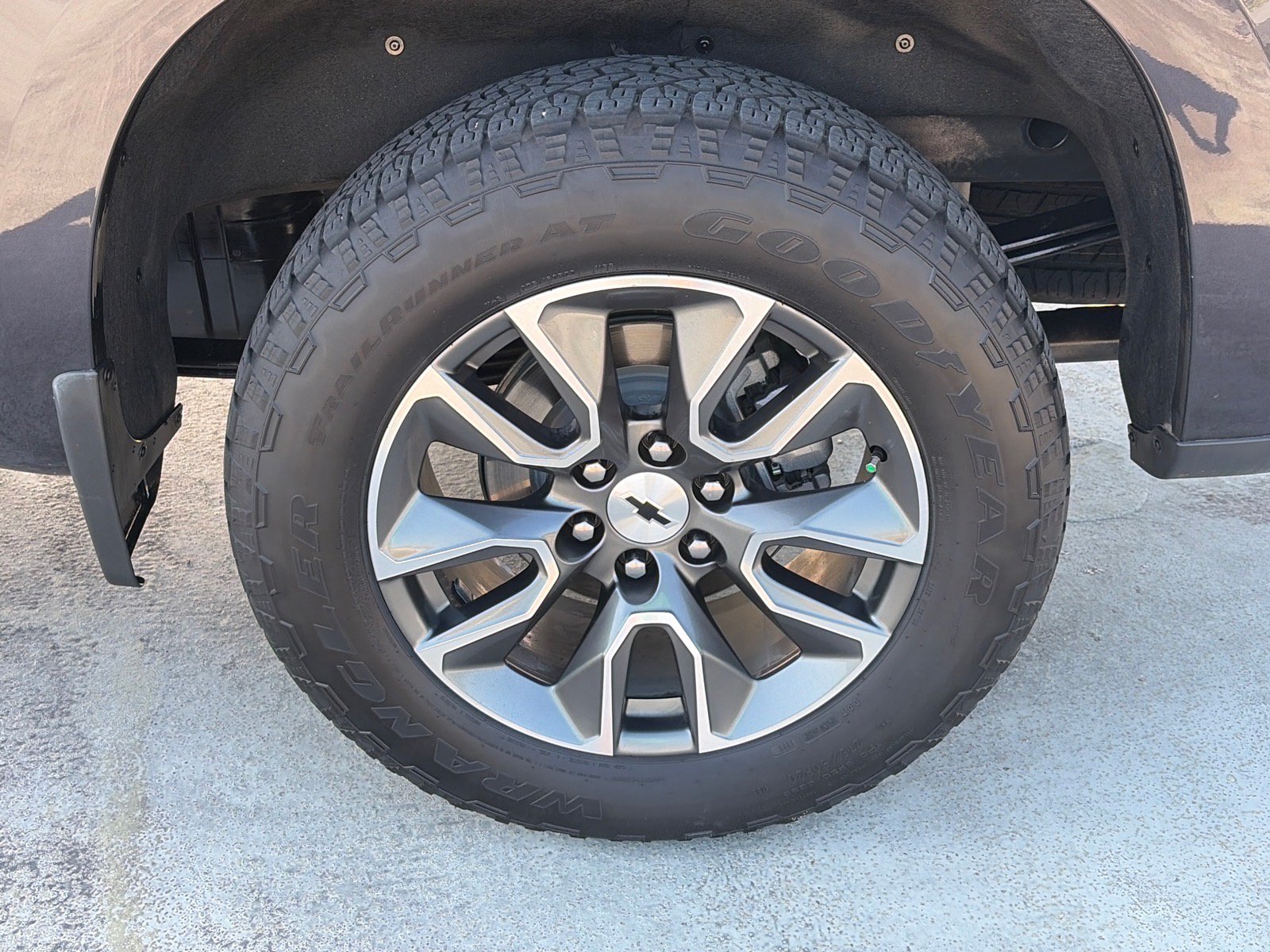 Used 2024 Chevrolet Silverado 1500 RST AWD/4WD image 21