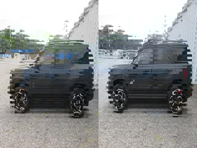 Certified 2022 Ford Bronco Sport Outer Banks image 2