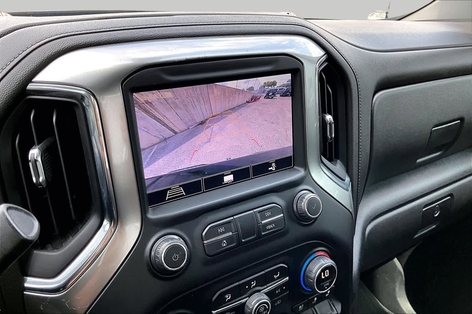 Used 2020 Chevrolet Silverado 1500 LTZ w/ LTZ Plus Package AWD/4WD image 29