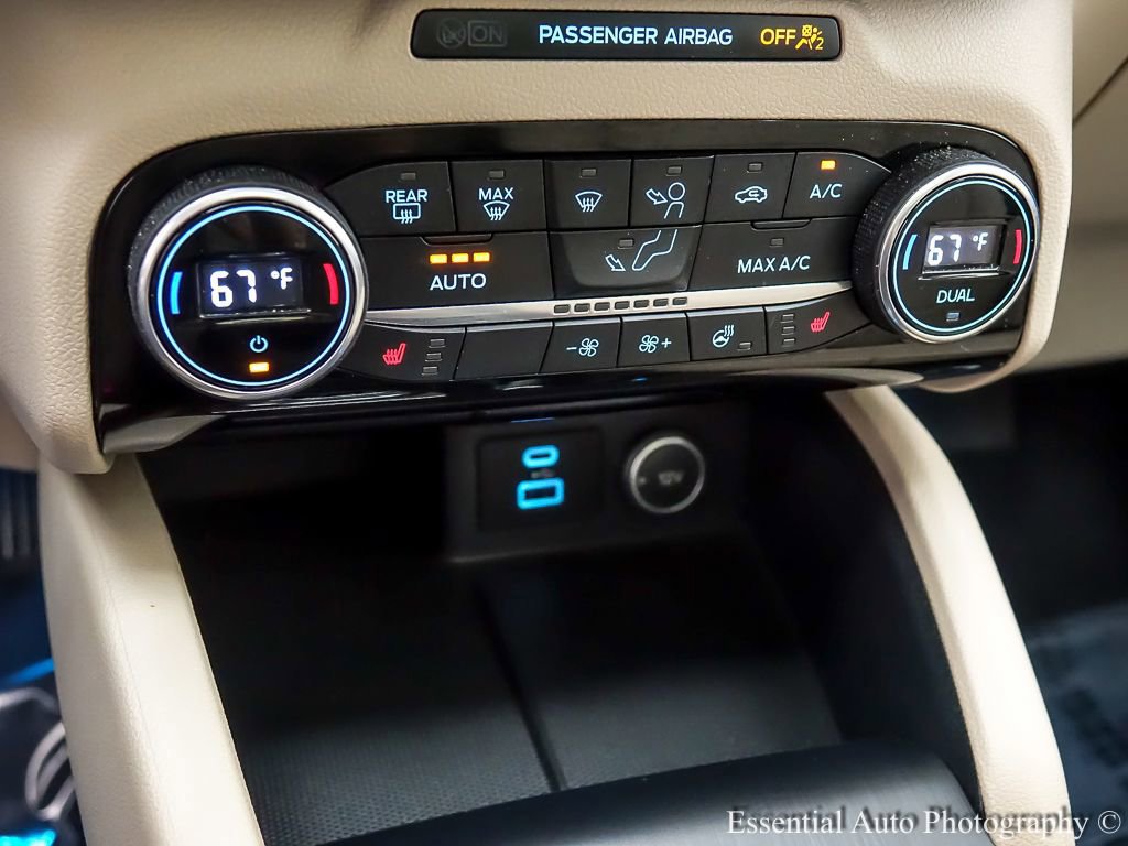 Certified 2021 Ford Escape Titanium w/ Class II Trailer Tow Package image 19