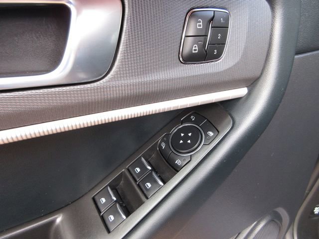 Certified 2025 Ford Explorer ST-Line w/ Premium Package image 11