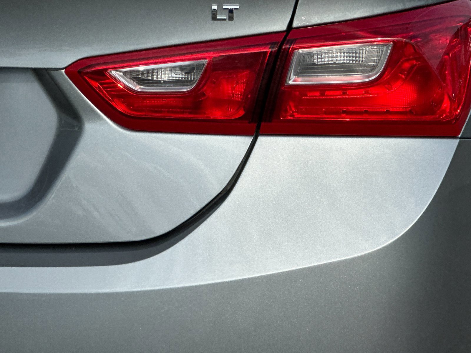 Used 2023 Chevrolet Malibu LT image 25