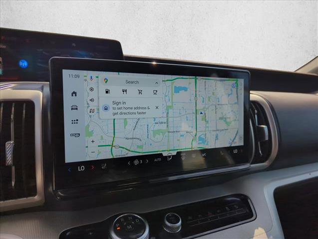 Certified 2025 Ford Expedition Active image 11