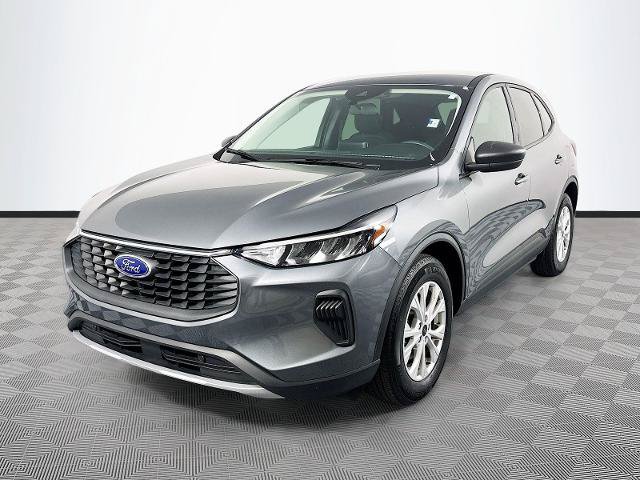 Certified 2025 Ford Escape Active FWD image 3
