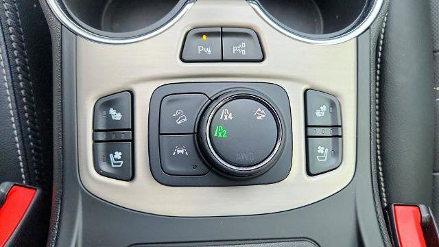 Used 2024 GMC Terrain Denali w/ Denali Premium Package image 21