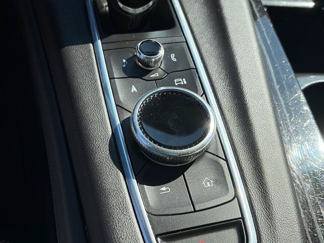 Used 2021 Cadillac Escalade ESV Sport AWD/4WD image 13