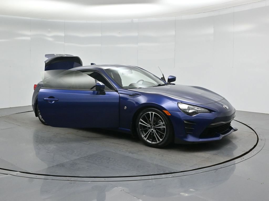 Used 2017 Toyota 86 image 25
