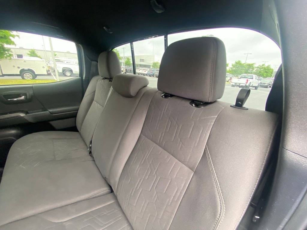 Used 2018 Toyota Tacoma TRD Sport w/ Technology Package RWD image 23