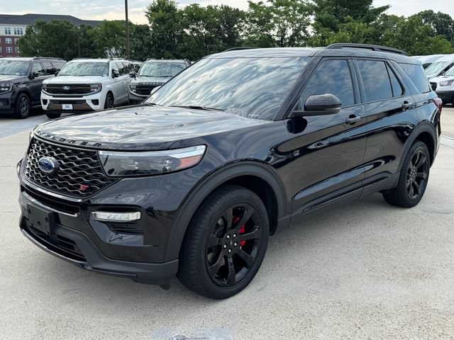 Certified 2024 Ford Explorer ST w/ Equipment Group 401A AWD/4WD image 9