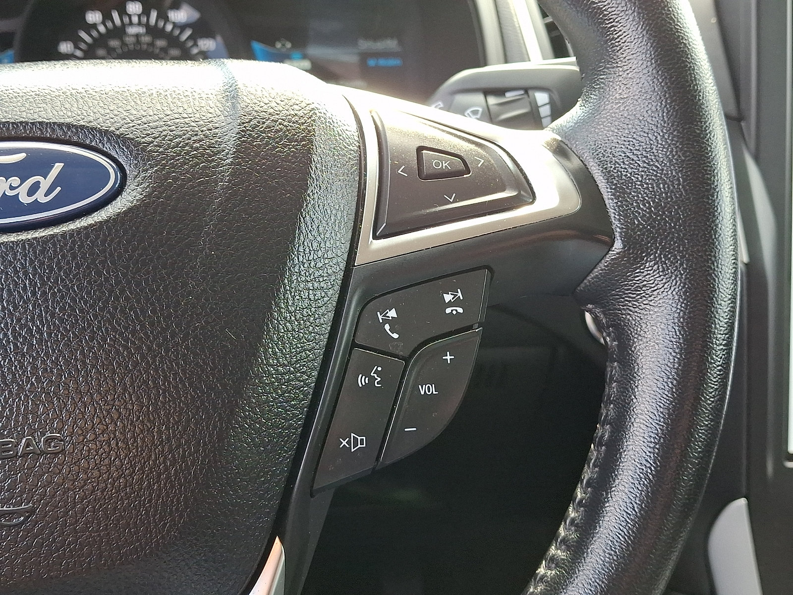 Certified 2024 Ford Edge SEL w/ Convenience Package AWD/4WD image 22