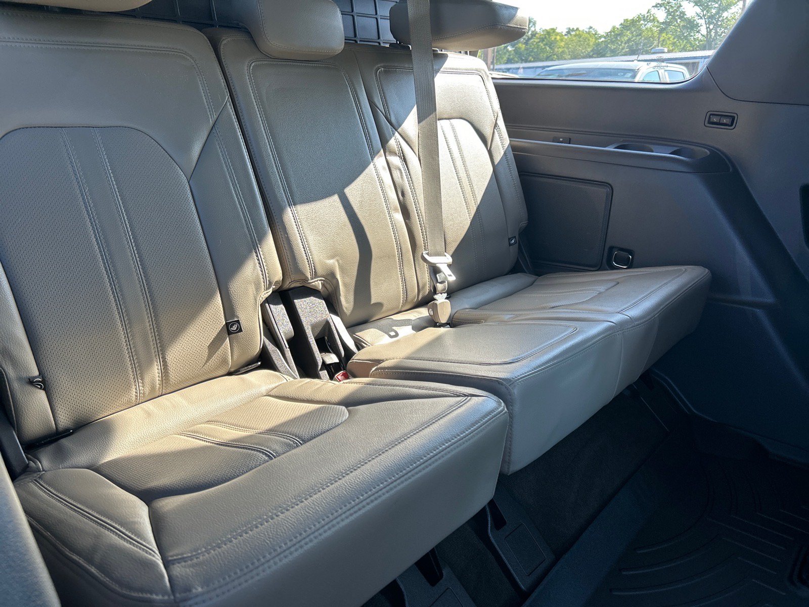 Certified 2021 Ford Expedition Limited AWD/4WD image 23