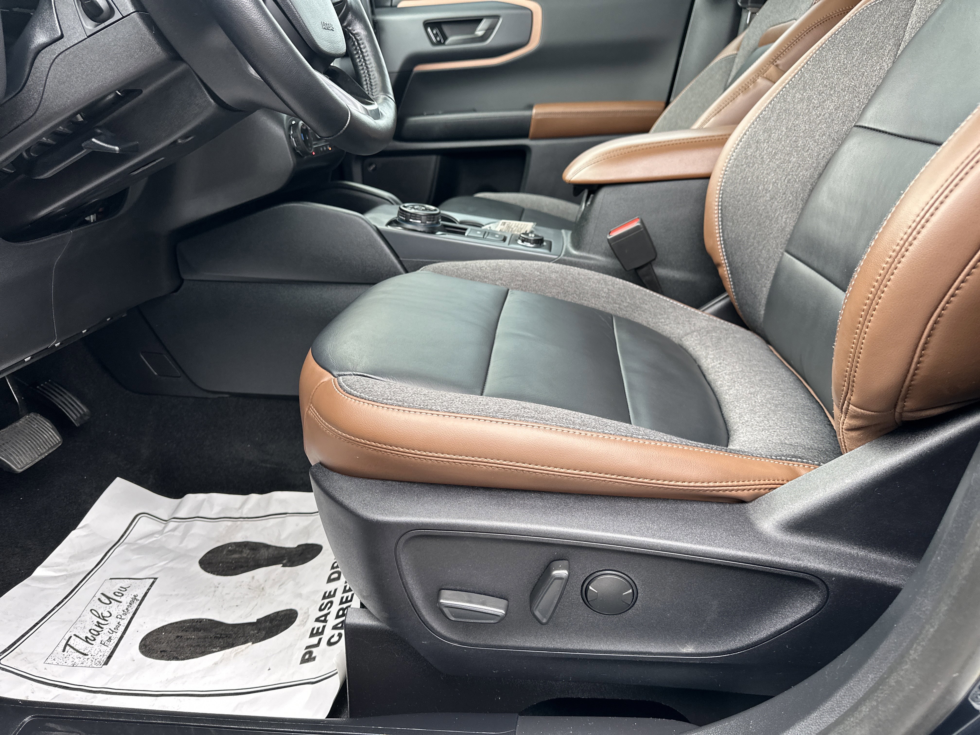 Certified 2022 Ford Bronco Sport Outer Banks w/ Tech Package image 17