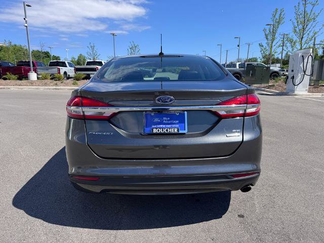 Certified 2017 Ford Fusion SE FWD image 5