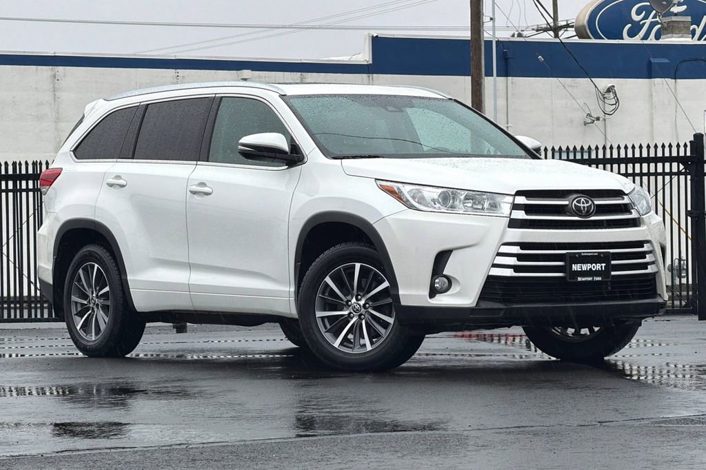 Used 2018 Toyota Highlander XLE