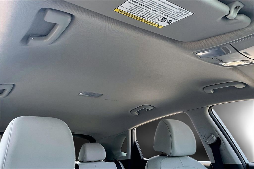 Used 2023 Hyundai Kona SEL w/ Cargo Package image 22