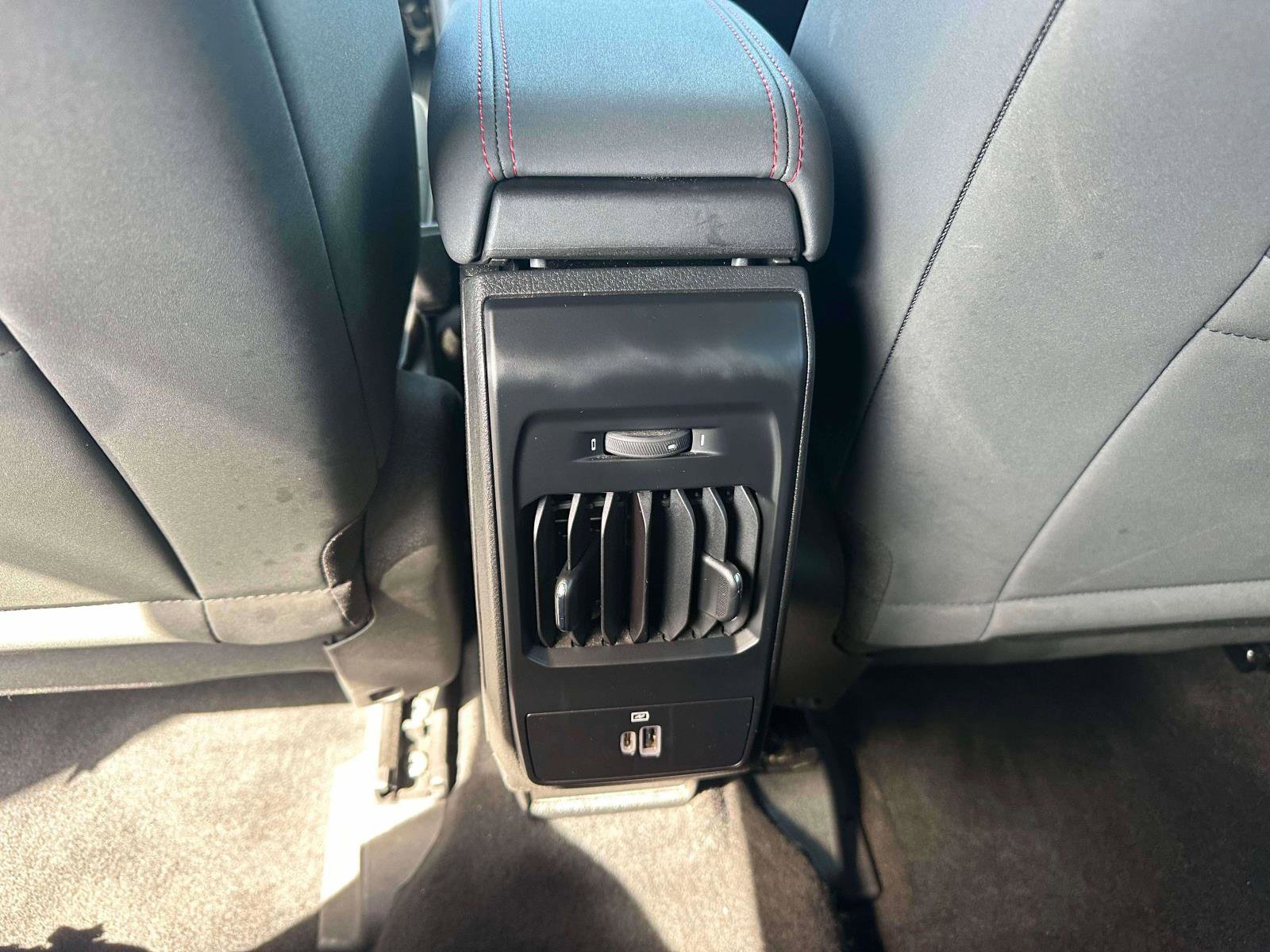 Used 2024 Dodge Hornet R/T image 11