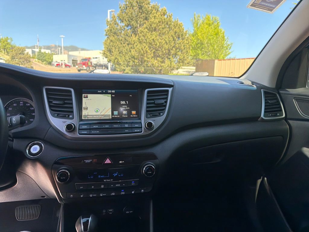 Used 2017 Hyundai Tucson Limited w/ Limited Ultimate Package 03 AWD/4WD image 17