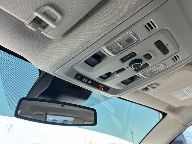 Used 2023 GMC Yukon Denali AWD/4WD image 32