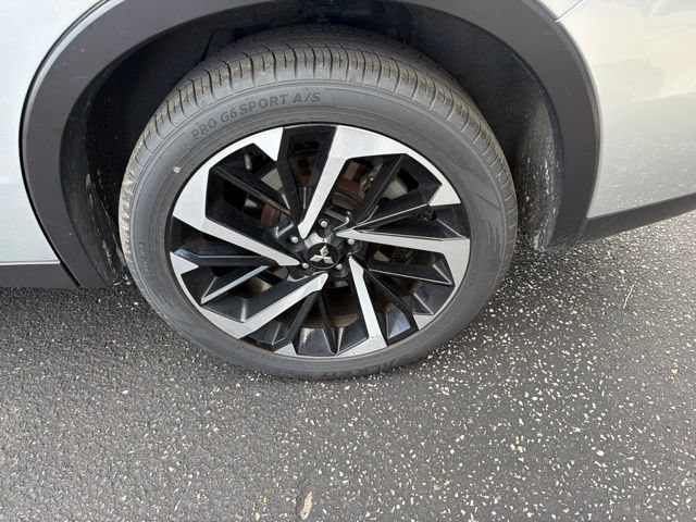 Used 2024 Mitsubishi Outlander SE AWD/4WD image 9