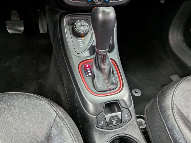 Used 2019 Jeep Compass Trailhawk AWD/4WD image 28