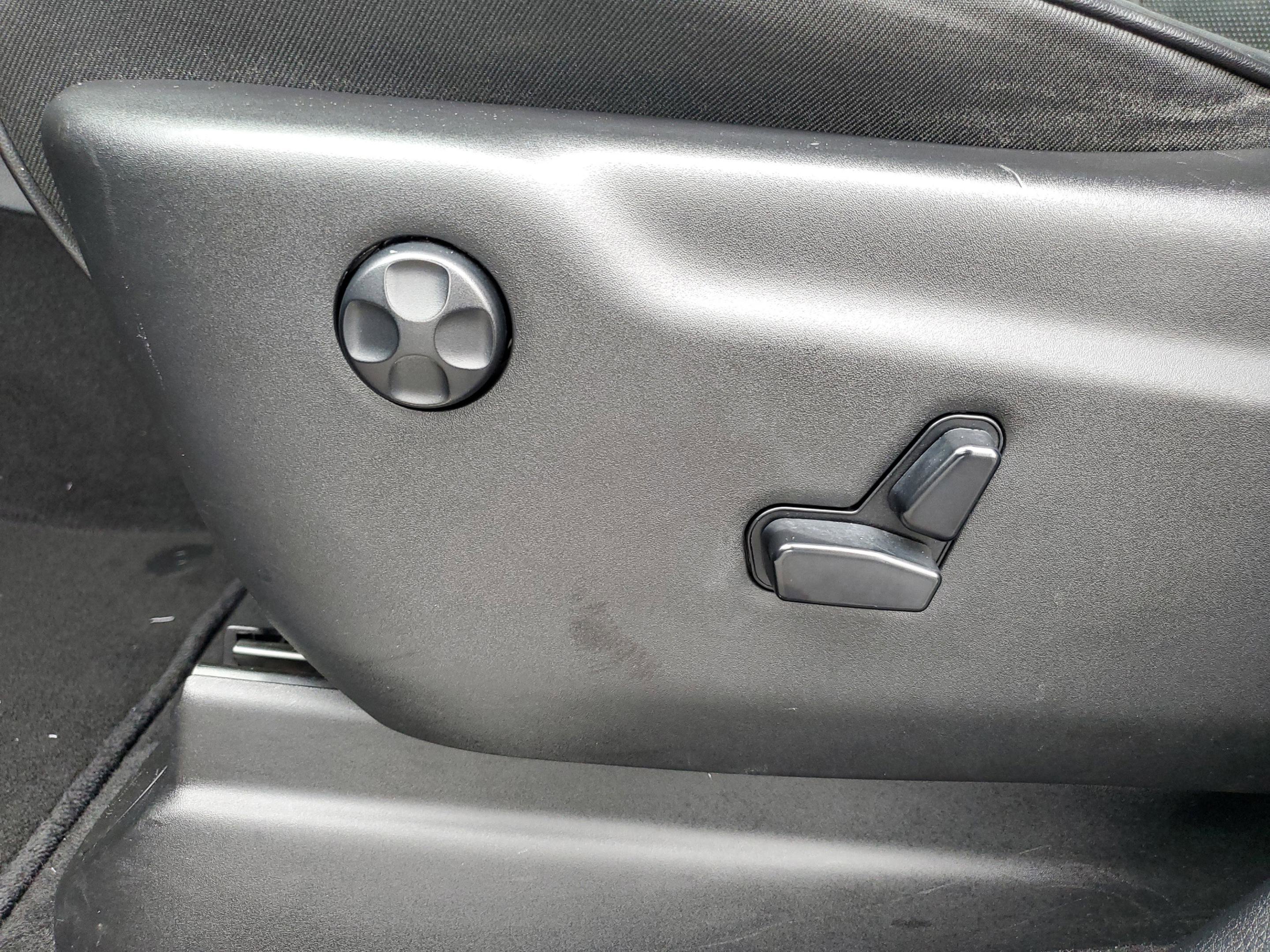 Used 2019 Jeep Grand Cherokee High Altitude image 18