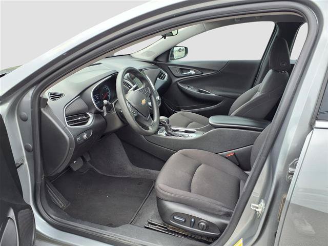 Used 2024 Chevrolet Malibu LT FWD image 17