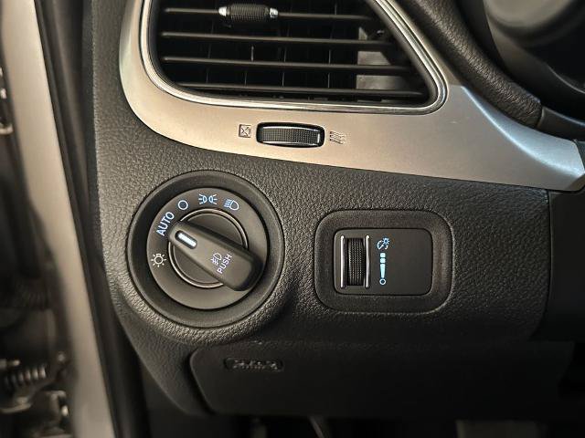 Used 2020 Dodge Journey Crossroad FWD image 19