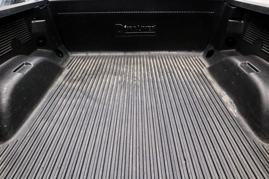 Used 2023 Chevrolet Silverado 1500 RST image 12