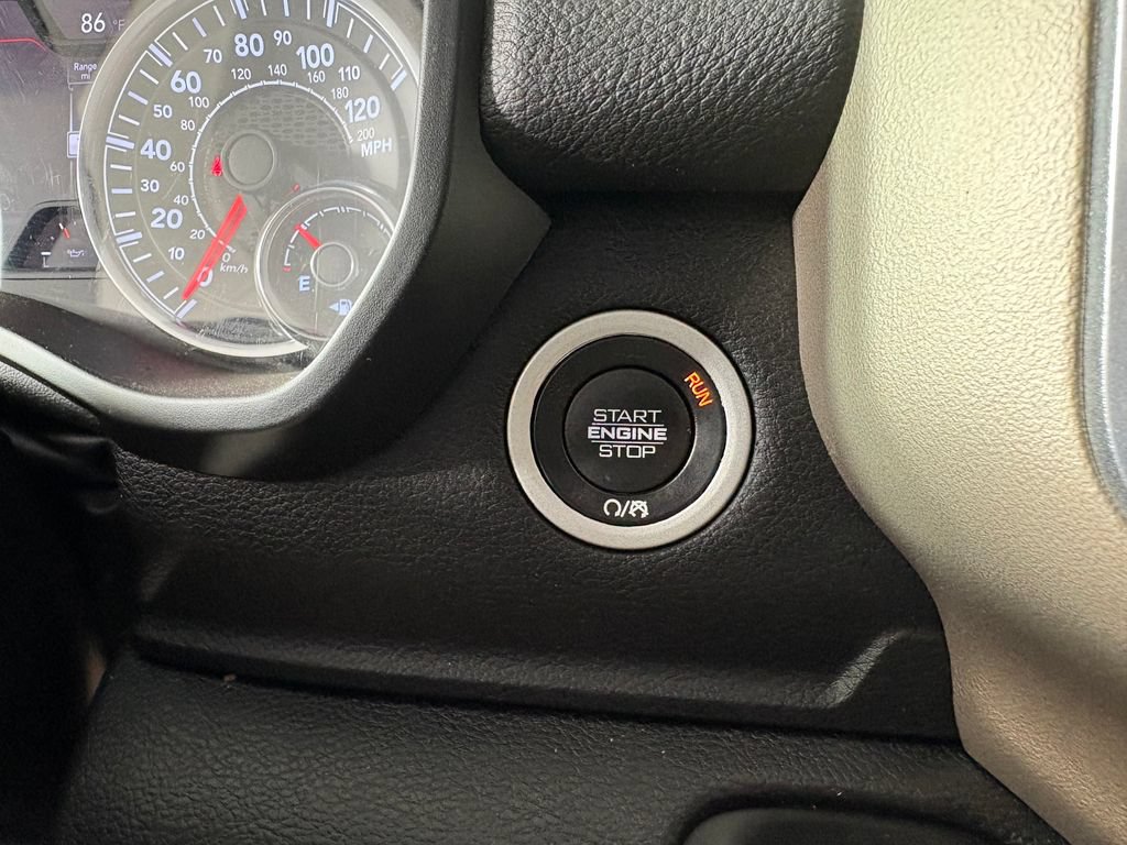 Used 2022 RAM 1500 Laramie AWD/4WD image 21