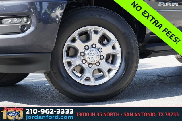 Used 2021 RAM 2500 Laramie AWD/4WD image 3