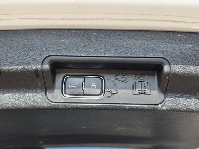 Certified 2023 Ford Explorer Limited image 29