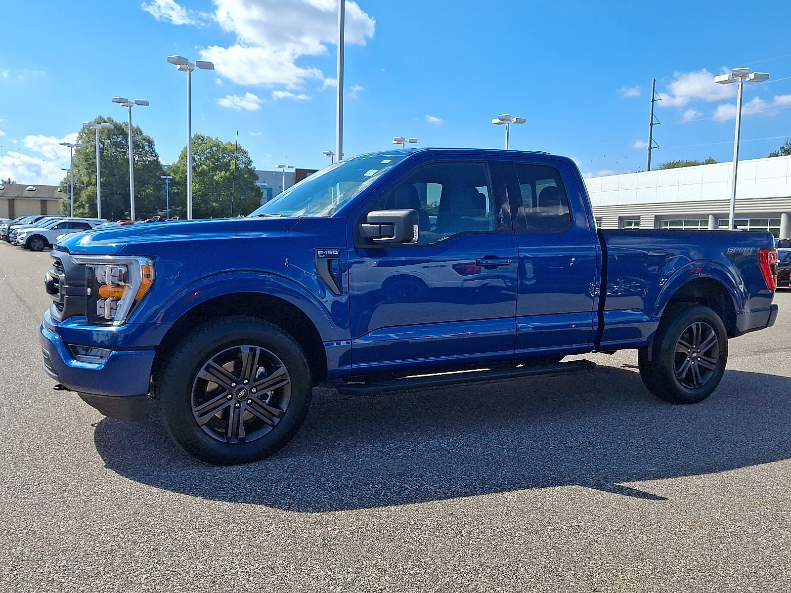 Certified 2022 Ford F150 XLT w/ Equipment Group 302A High image 2