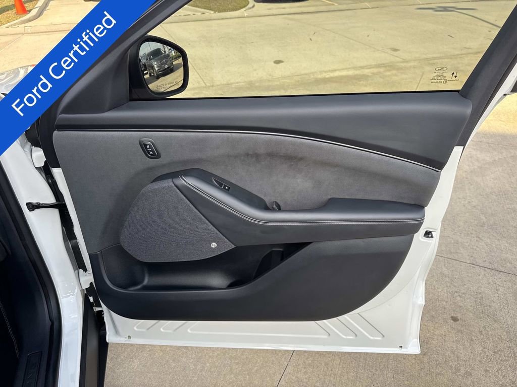 Certified 2025 Ford Mustang Mach-E GT image 15
