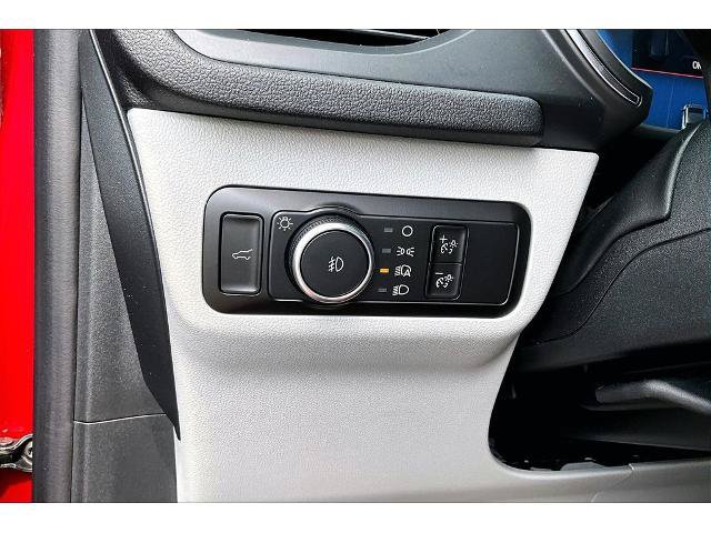 Certified 2026 Ford Escape Platinum w/ Premium Technology Package AWD/4WD image 15