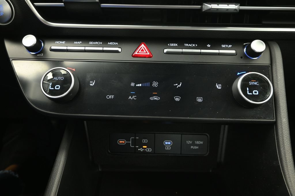 Used 2025 Hyundai Sonata SEL FWD image 33