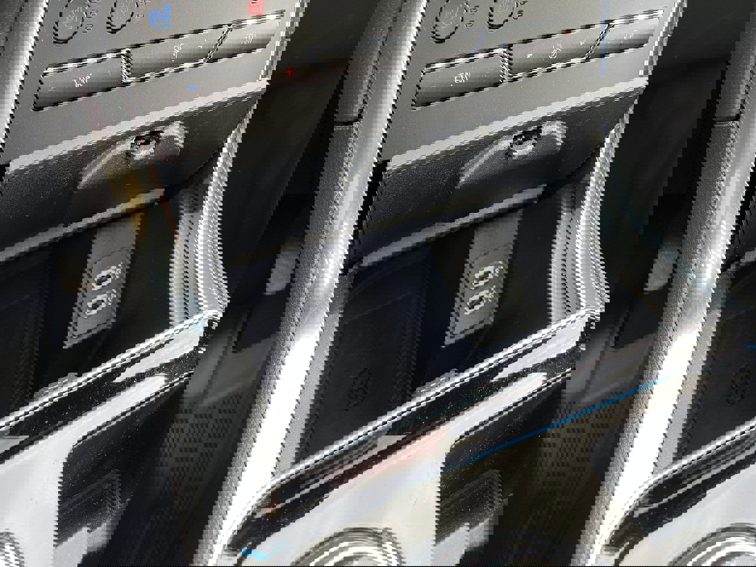 Certified 2020 Ford Edge Titanium w/ Equipment Group 301A image 21