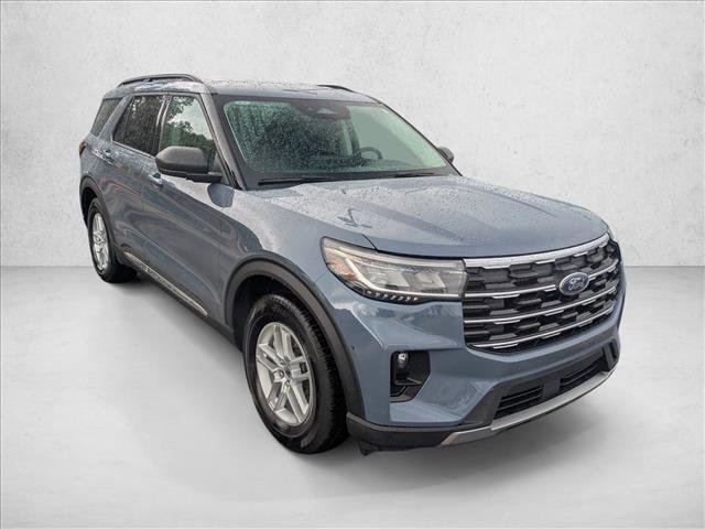 Certified 2025 Ford Explorer Active w/ Active Comfort Package RWD video 3