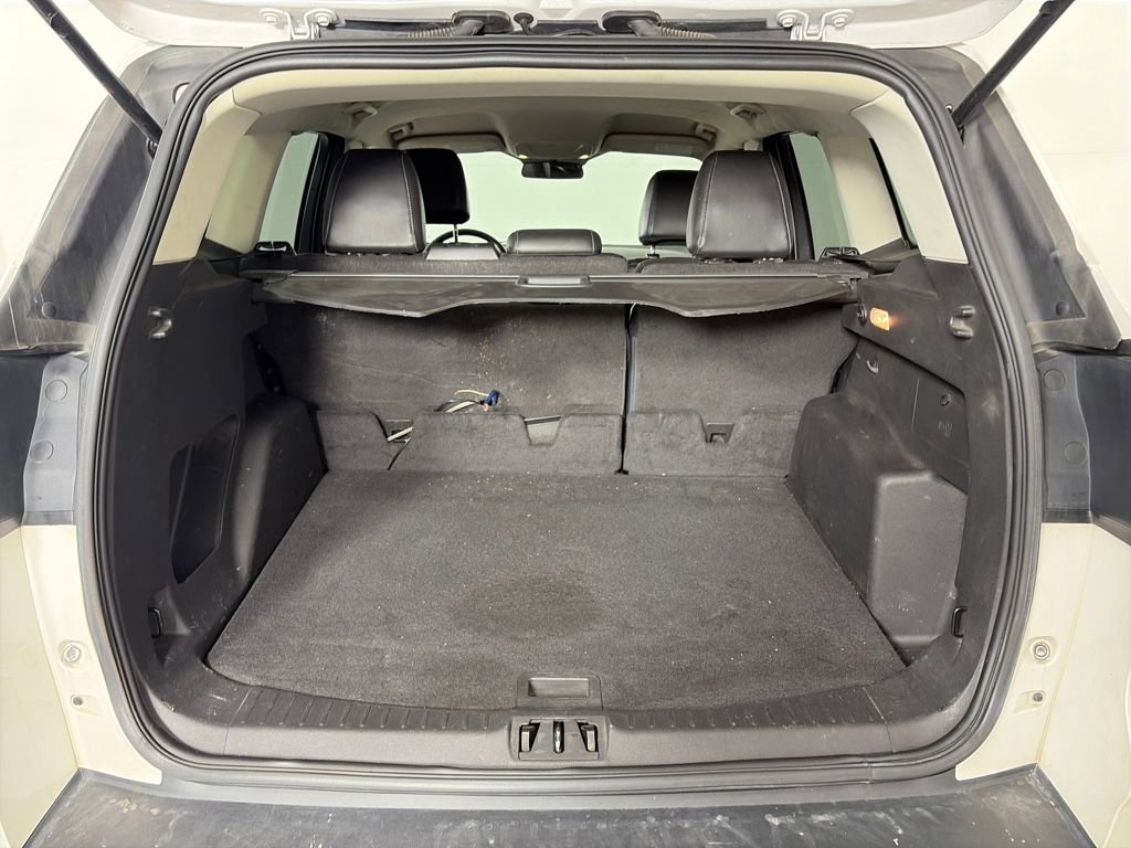 Certified 2017 Ford Escape SE w/ SE Leather Comfort Package image 24