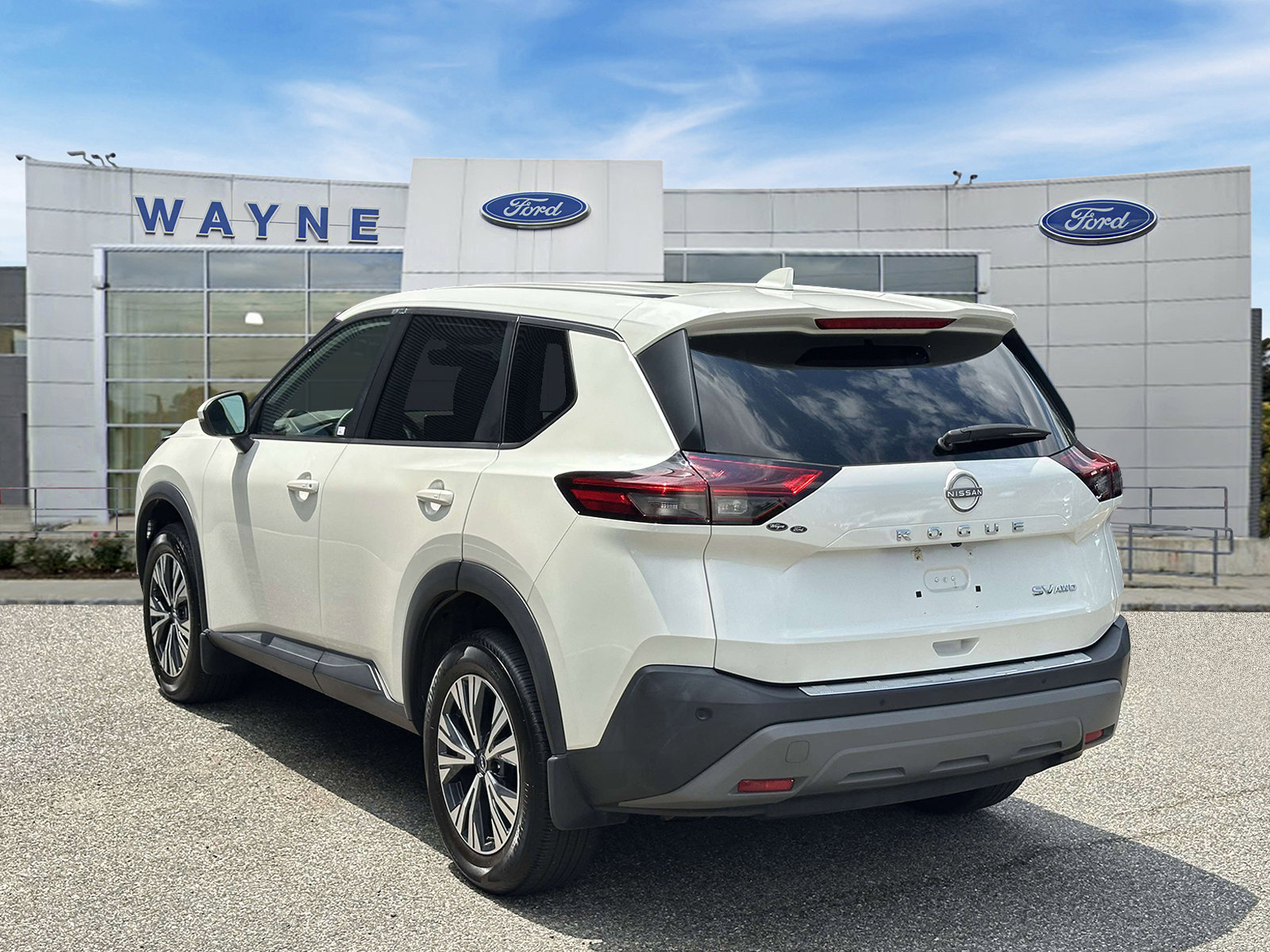 Used 2022 Nissan Rogue SV AWD/4WD image 4